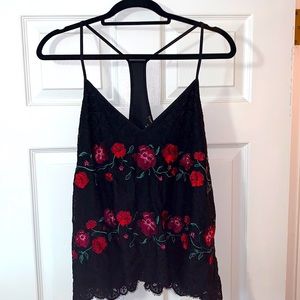 NWOT Express Crop Tank Rose Embroidered Lace SZ L